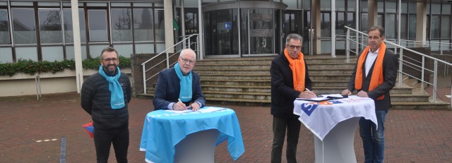 Tekenen samenwerkingsovereenkomst.JPG